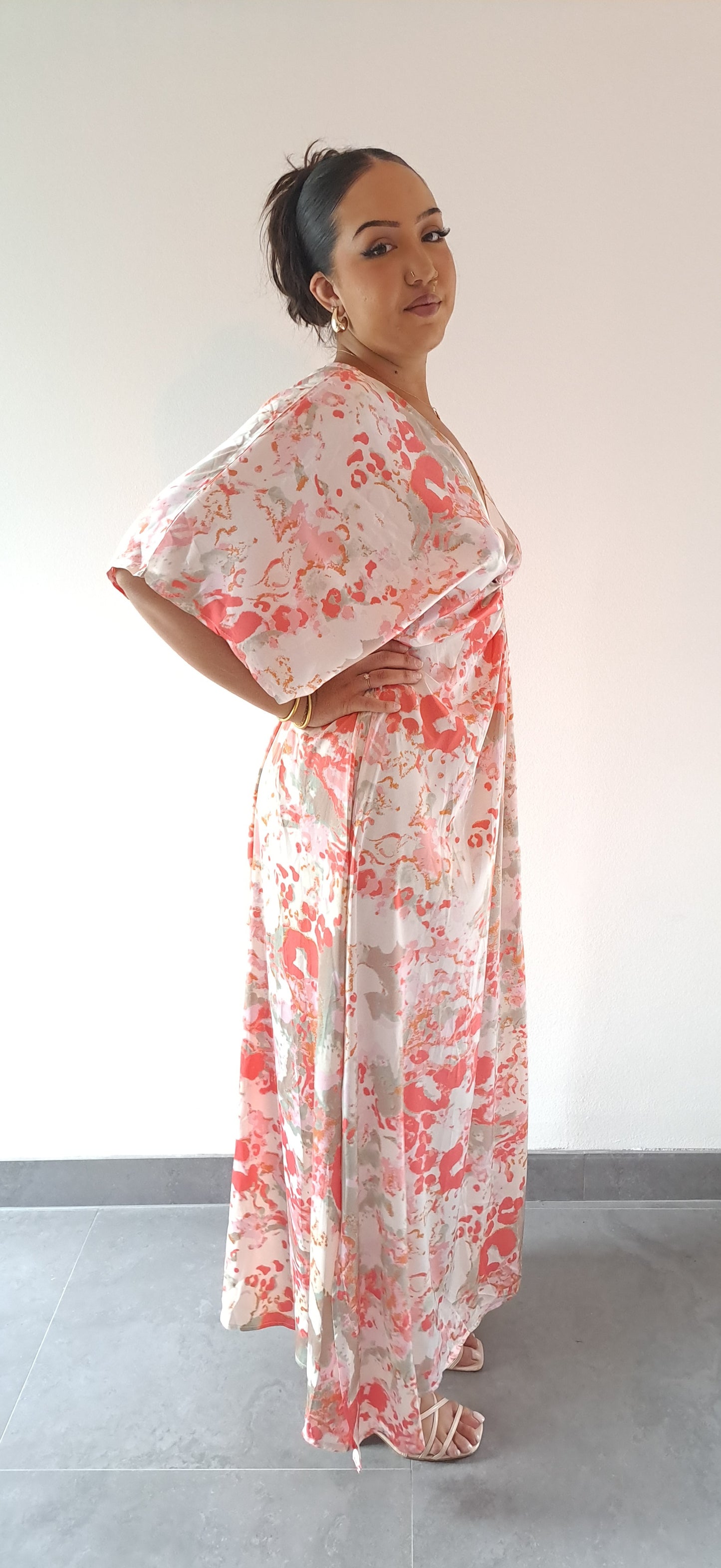 Robe longue légère satinée