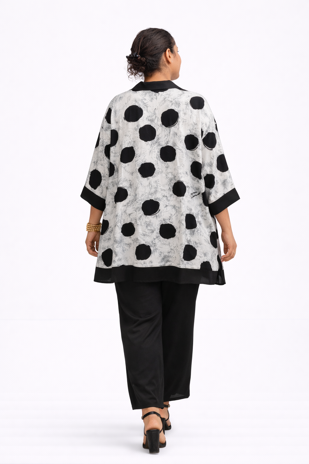 Blouse Sofia – Coupe évasée légère et confortable