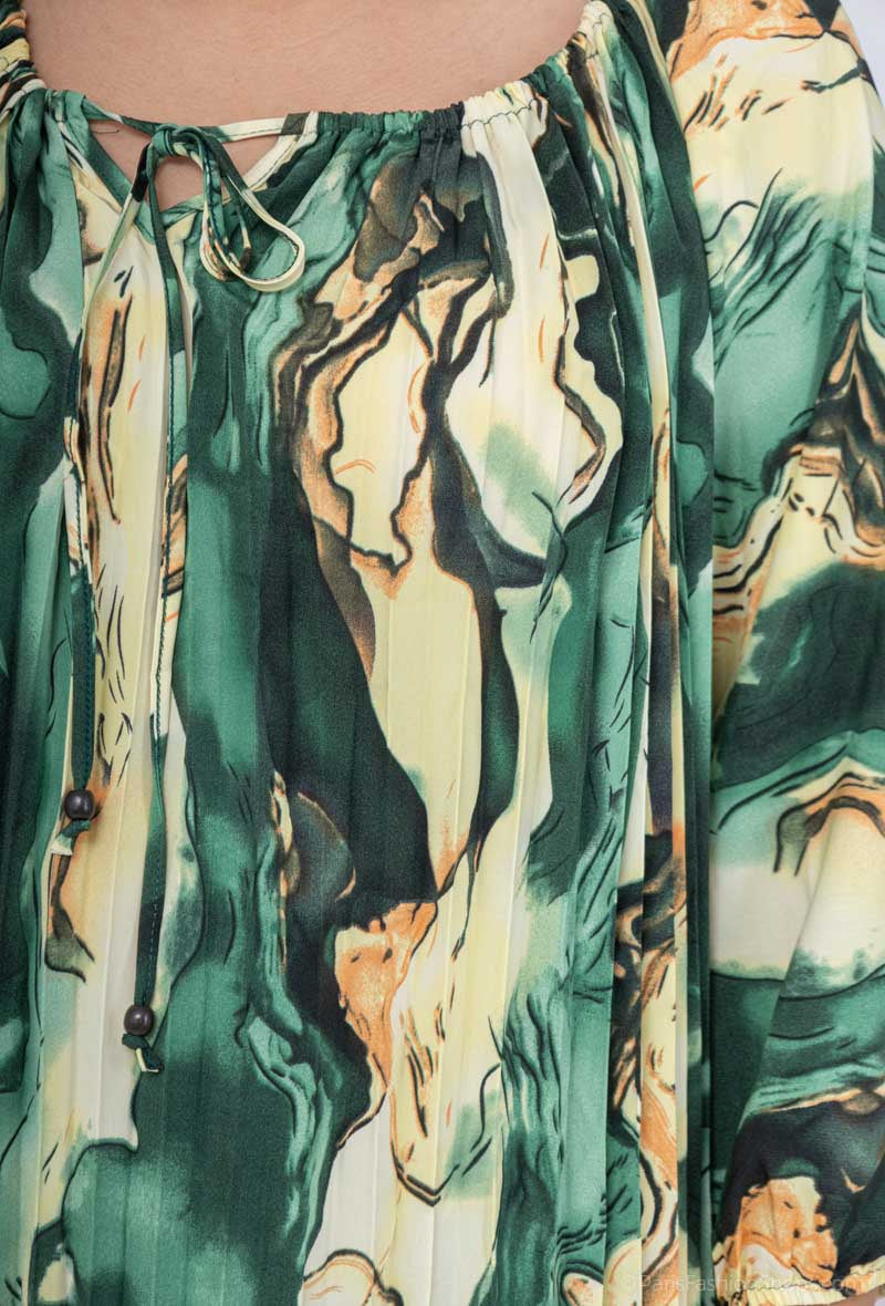 Robe Verte à Motifs