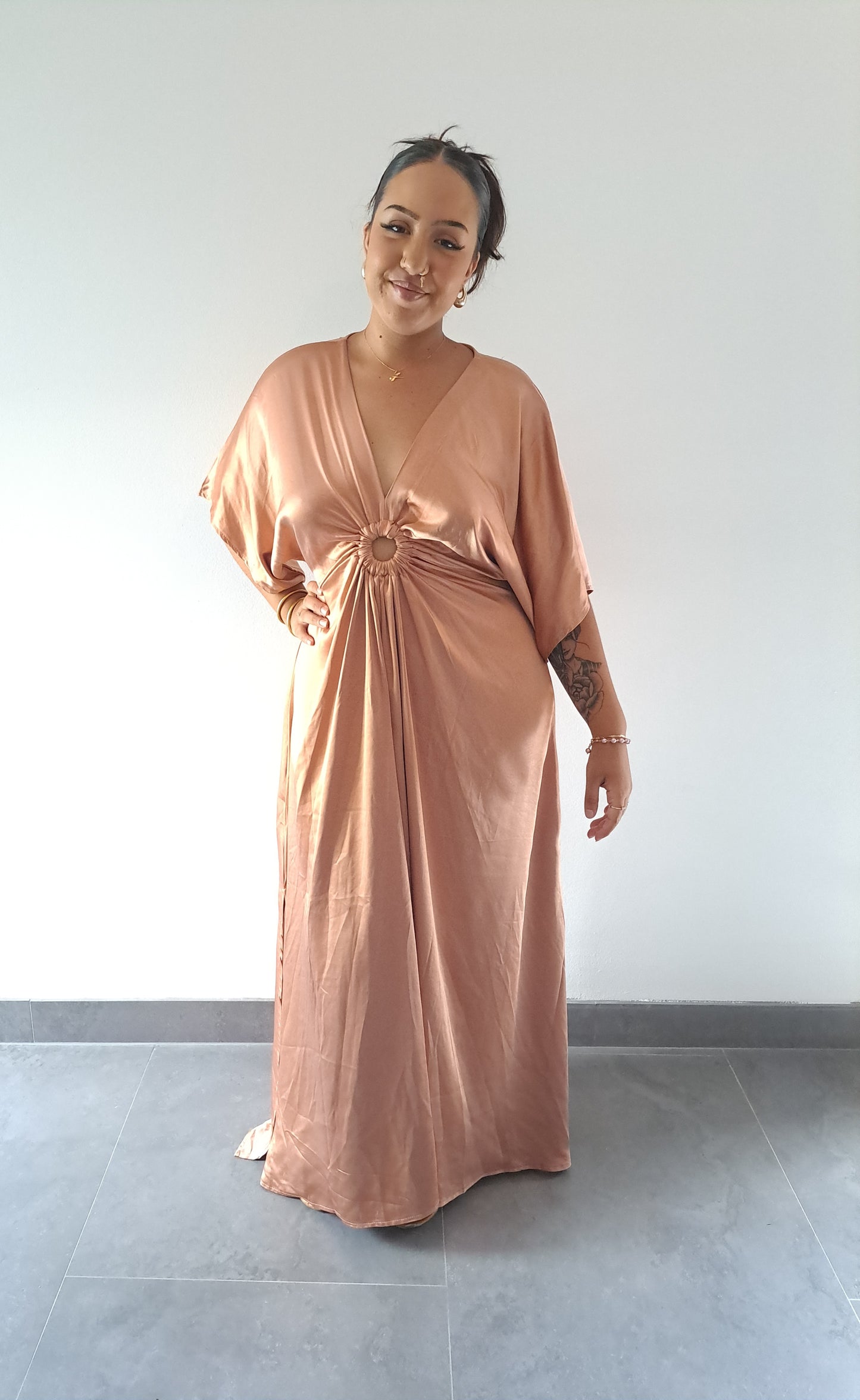 Robe longue Nude en satin