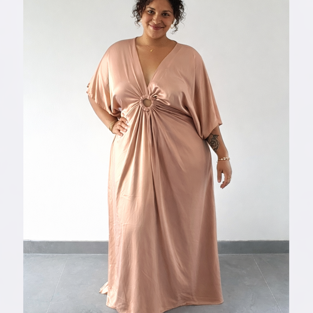 Robe longue Nude en satin