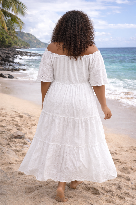 Robe longue bohème en broderie anglaise 100% coton